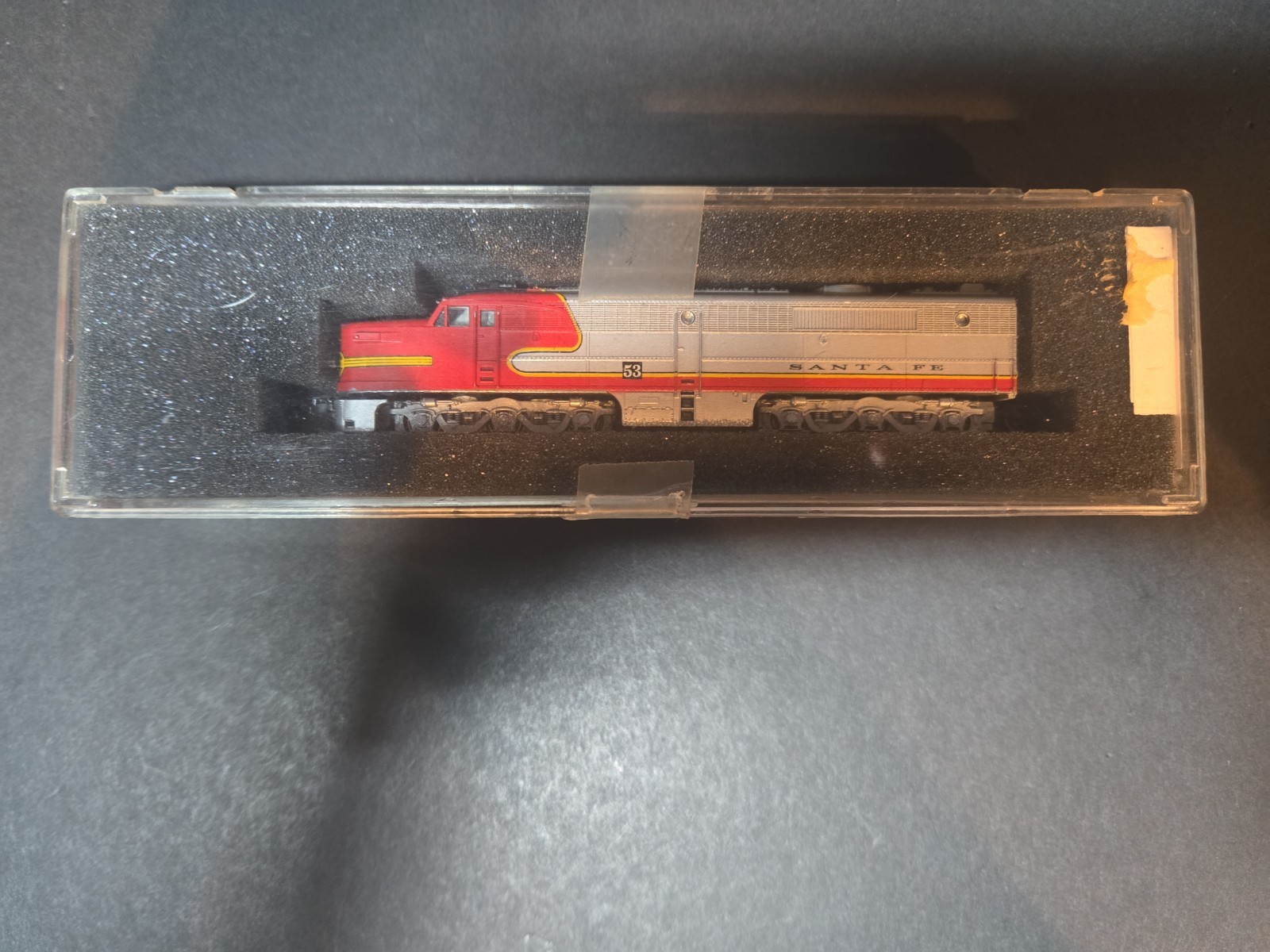 A1 Con-Cor N Scale Santa Fe Powered A Unit 002002(01) See Details! US Seller