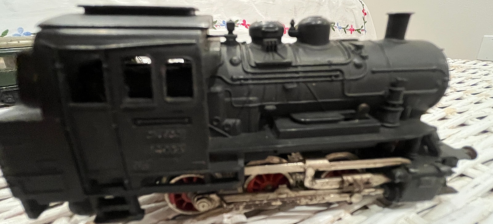 Märklin H0 Steam Locomotive #89005 Train Set + Cars, Track, Transformer, & Accs.