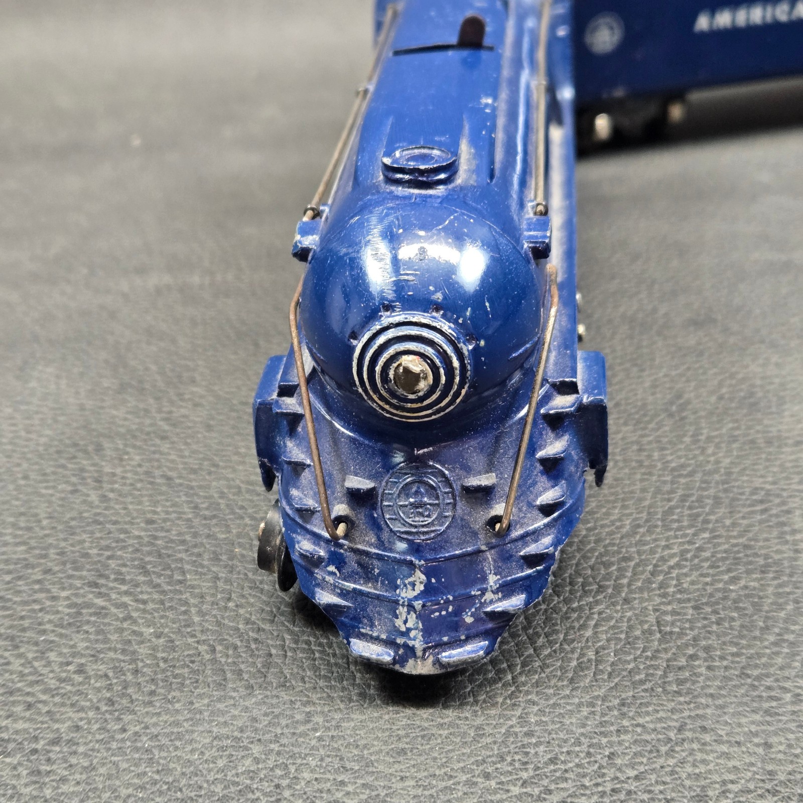 American Flyer The Royal Blue No. 350 Locomotive w/ Tender, 4 Cars