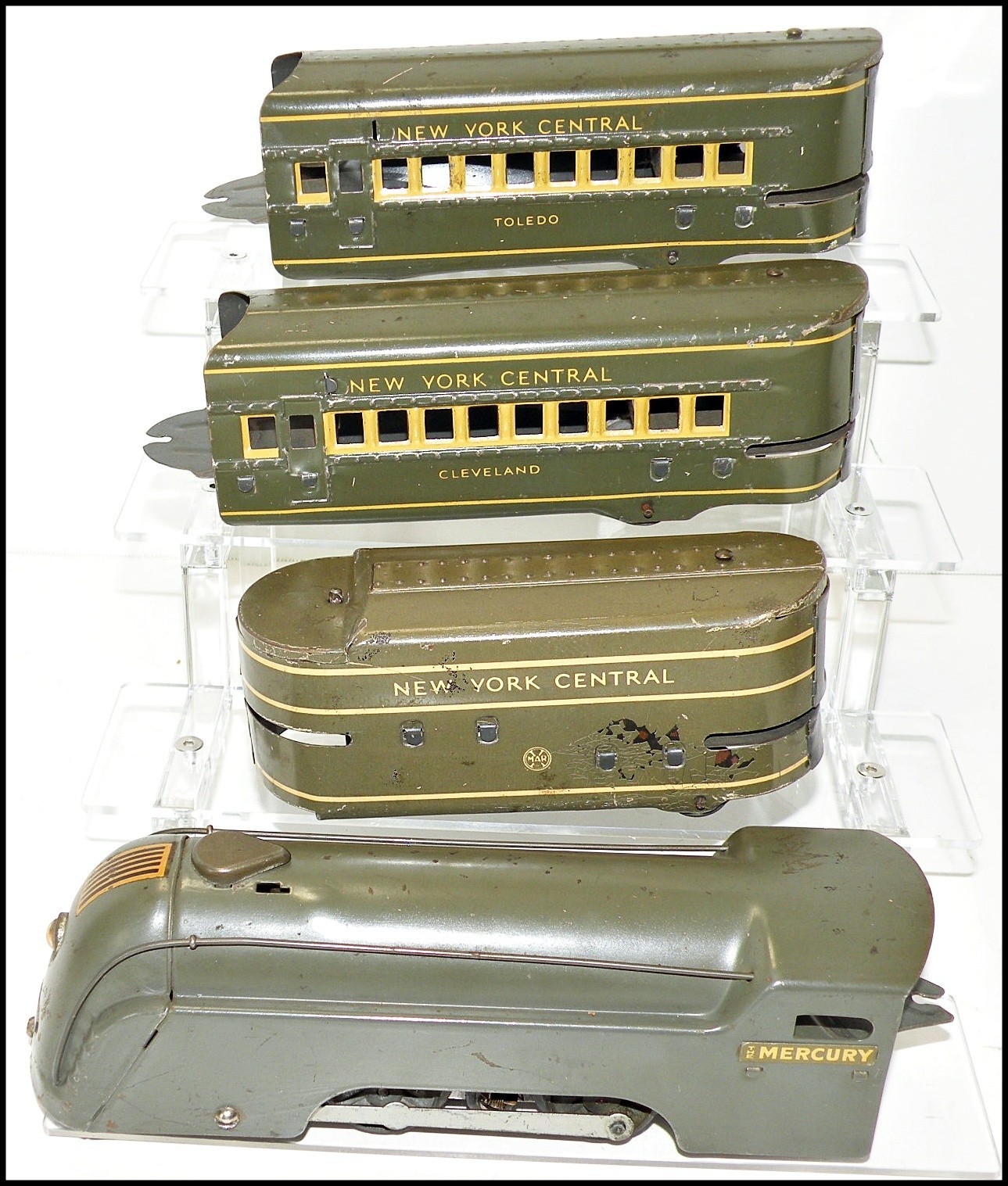 Marx Prewar 635 Mercury New York Central w/5-Articulated Passenger Cars in Box