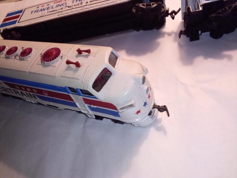 Vintage Bachmann HO Gauge All American Powertrain Locomotive Boxcar Caboose
