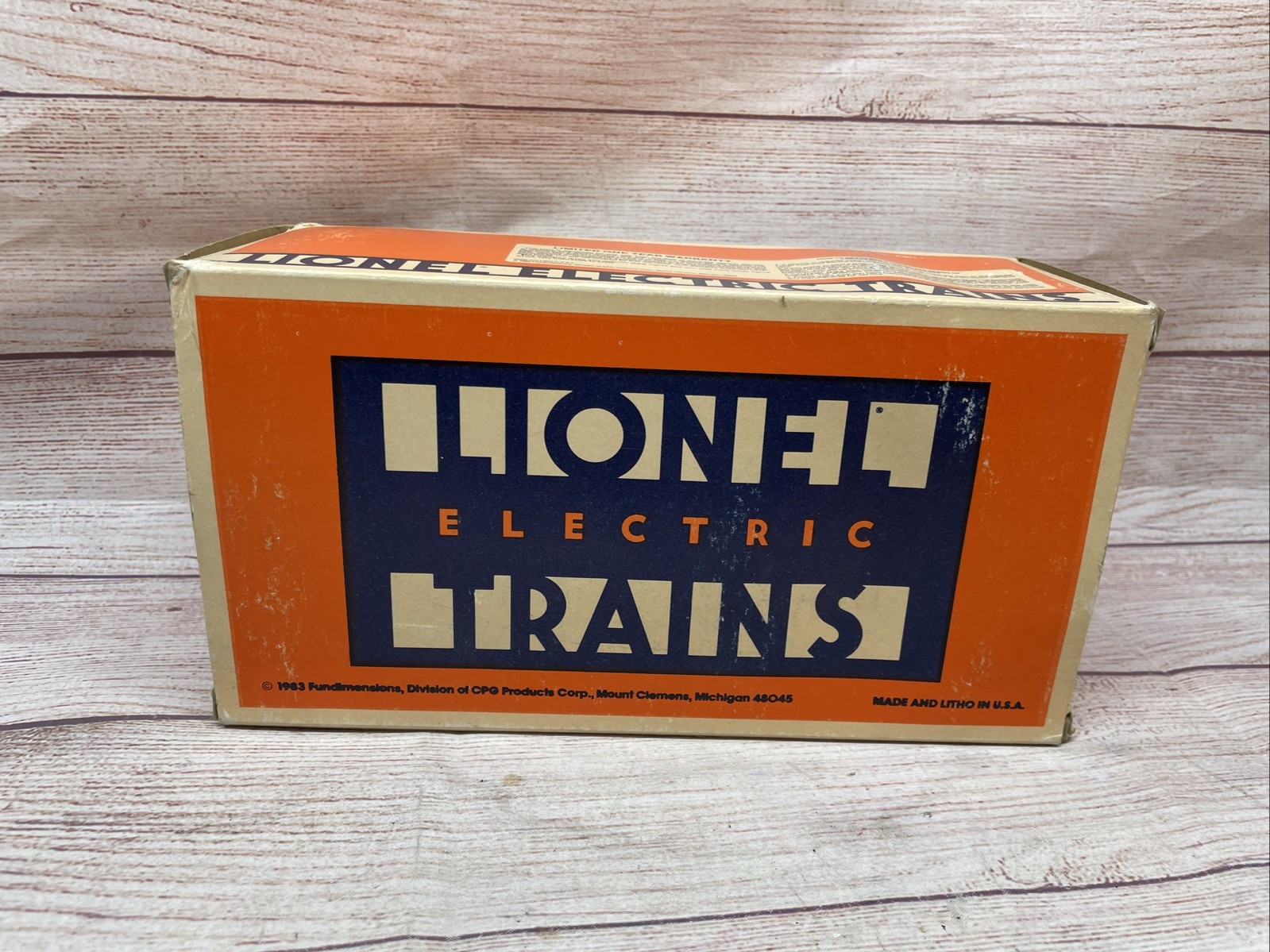 Lionel Alaska Railroad 8368 O Gauge Motorized Switcher Locomotive Snowplow
