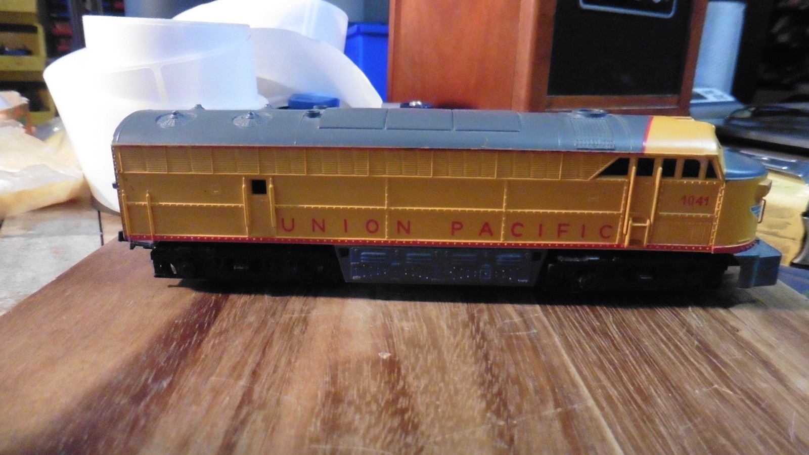 HO Scale AHM 5024K UP Union Pacific FM Diesel Locomotive #1041