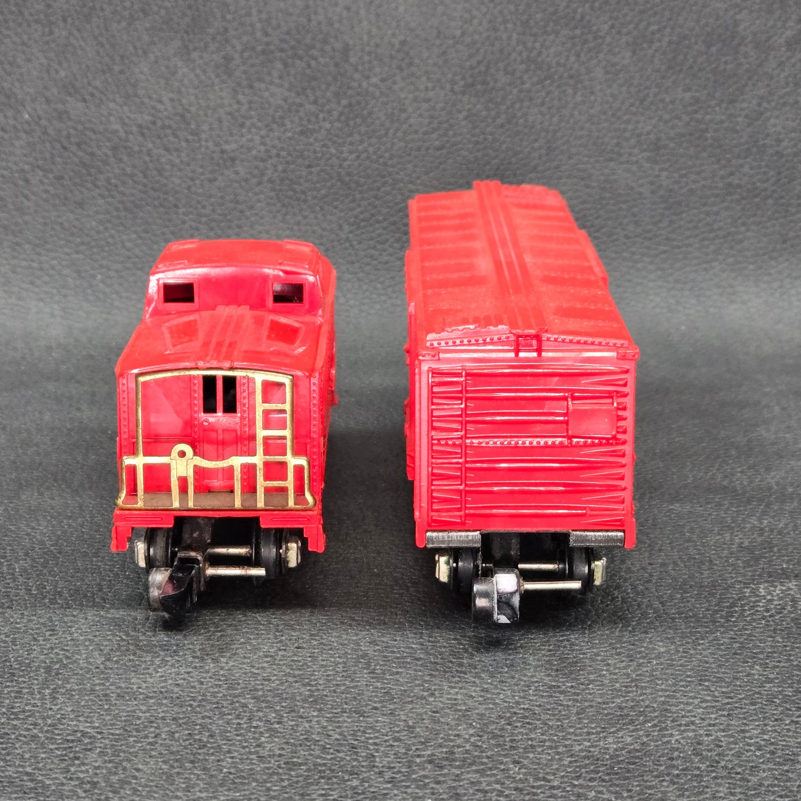 American Flyer The Royal Blue No. 350 Locomotive w/ Tender, 4 Cars