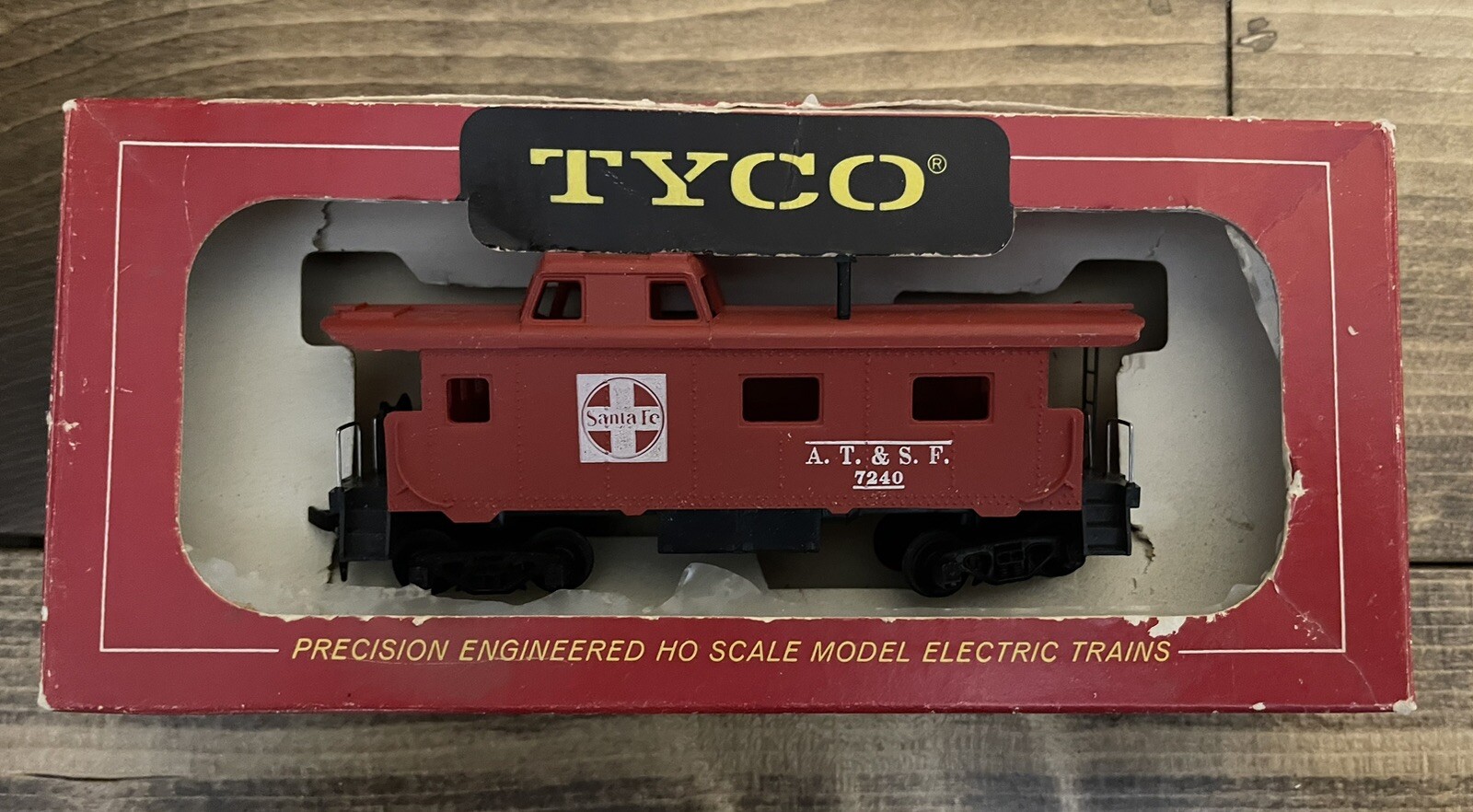 Train Engine Locomotive Lot/5 HO, Hobby Transformer, and 36 Tracks (Untested)