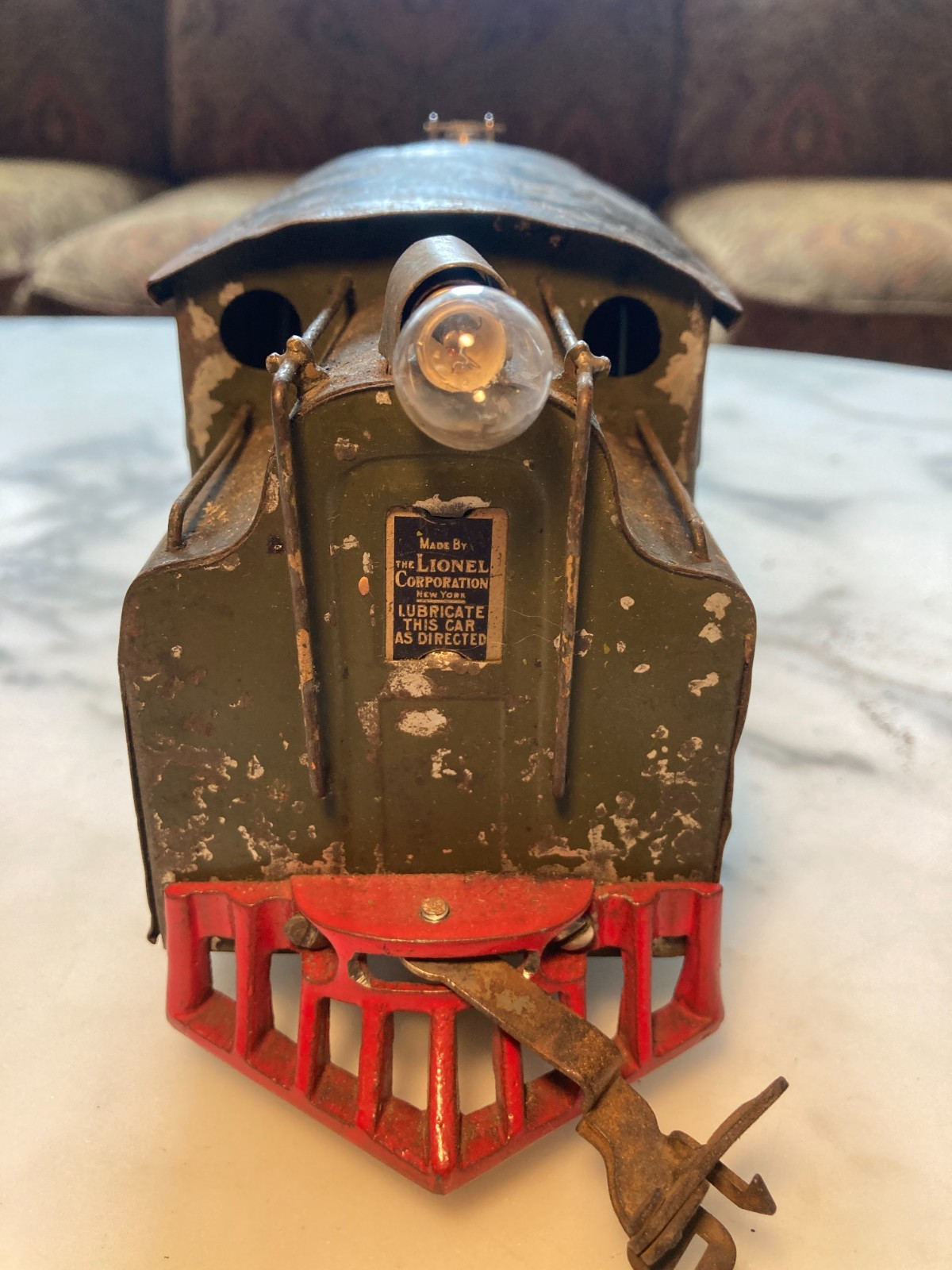 1917 to 1922 Prewar Lionel 33 Train Engine with 35 Pullman & 36 Observation Cars