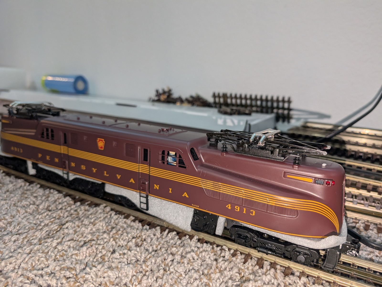 MTH PENNSYLVANIA GG1 ELECTRIC LOCOMOTIVE WITH PROTO SOUND 20-5517-1