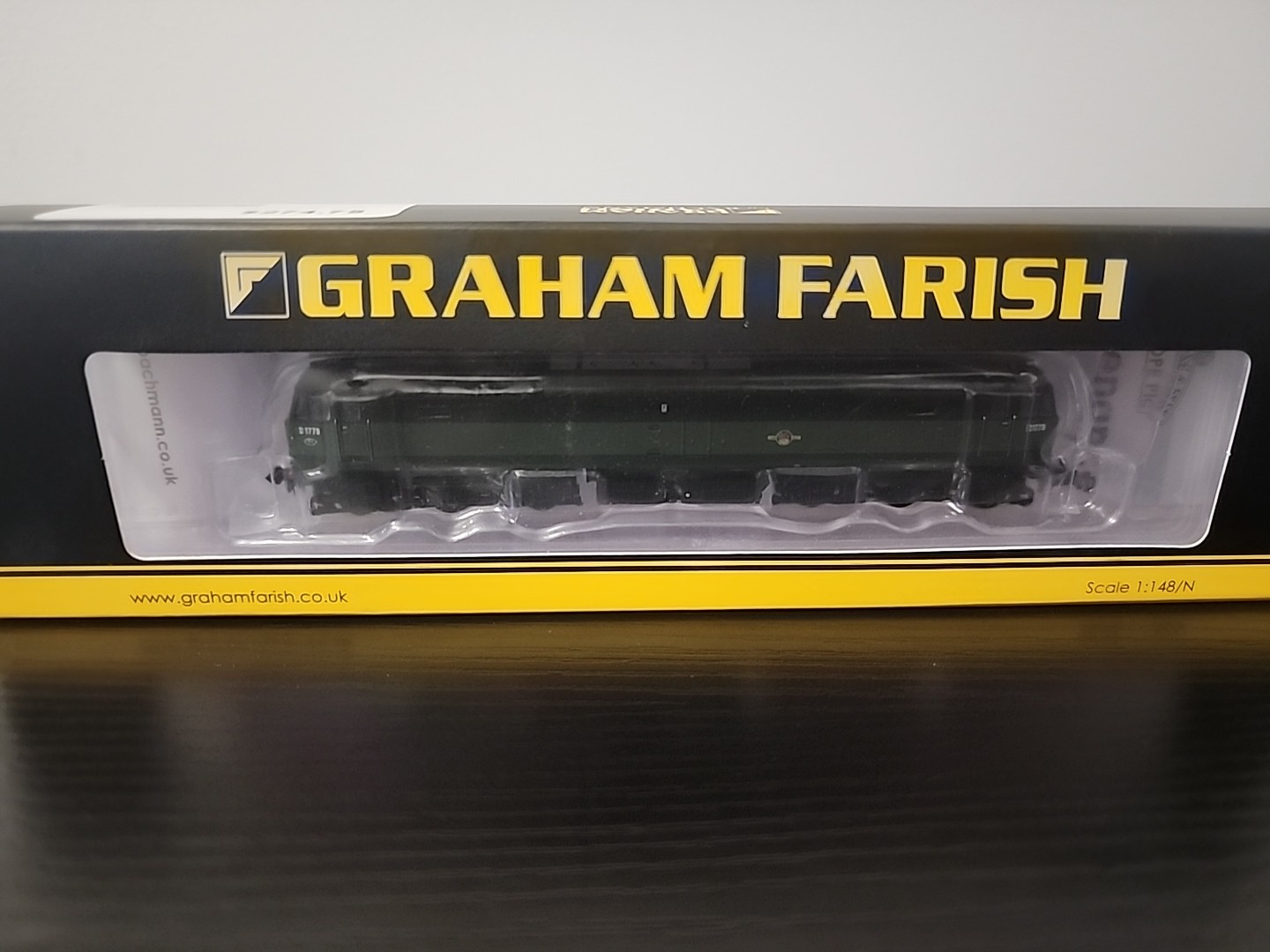 371-825C CLASS 47/0 D1779 BR TWO-TONE GREEN