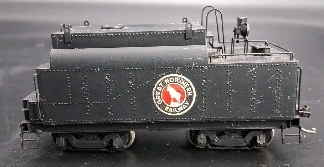 Tenshodo HO Gauge Great Northern 2-8-0 Class No. 158 Painted. Set B.