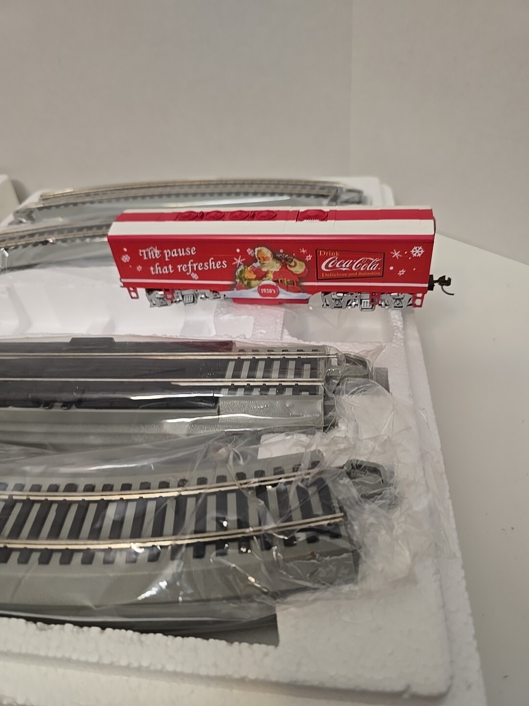 Coca-Cola Thru The Years F3 Train Set Bradford Exchange Hawthorne Village