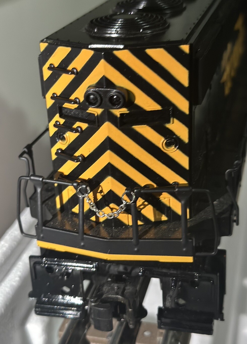 O Lionel 6-18221 Denver & Rio Grande SD-50 Locomotive #8