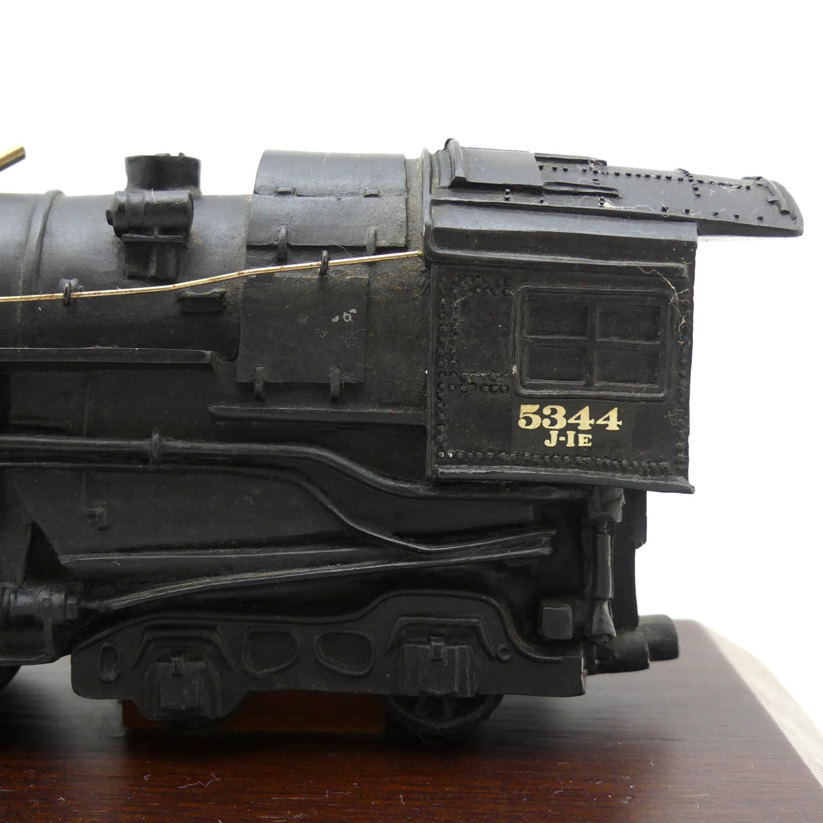 Lionel 1937 700 E Scale Hudson 5344 J-IE locomotive Train Model with Base
