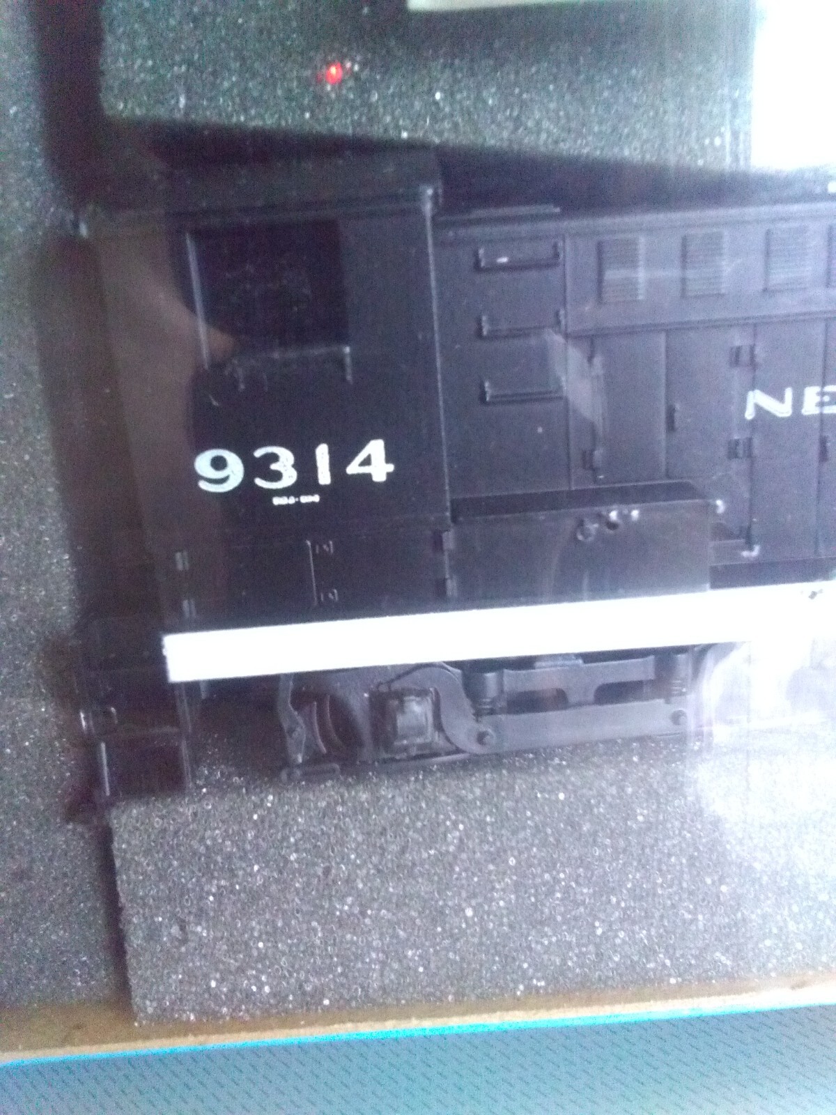 # 3726 ATHEARN HO TRAIN LOCOMOTIVE #9314 NYC BALDWIN S-12 DUMMY B&W NEW & SEALED