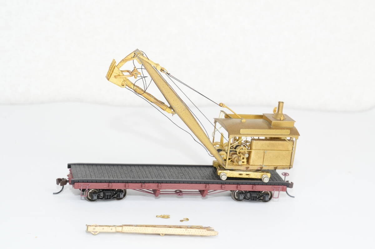 Overland Models A.H. Log Loader on Dollies Logging Maintenance Car HO Gauge 081