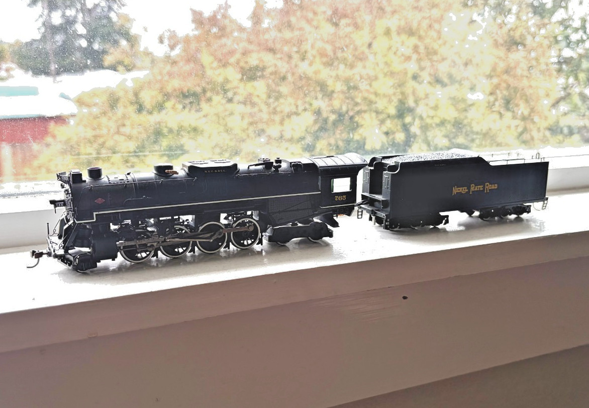 Bachmann 2-8-4 Berkshire DCC No 765 Railfan Steam DCC Sound