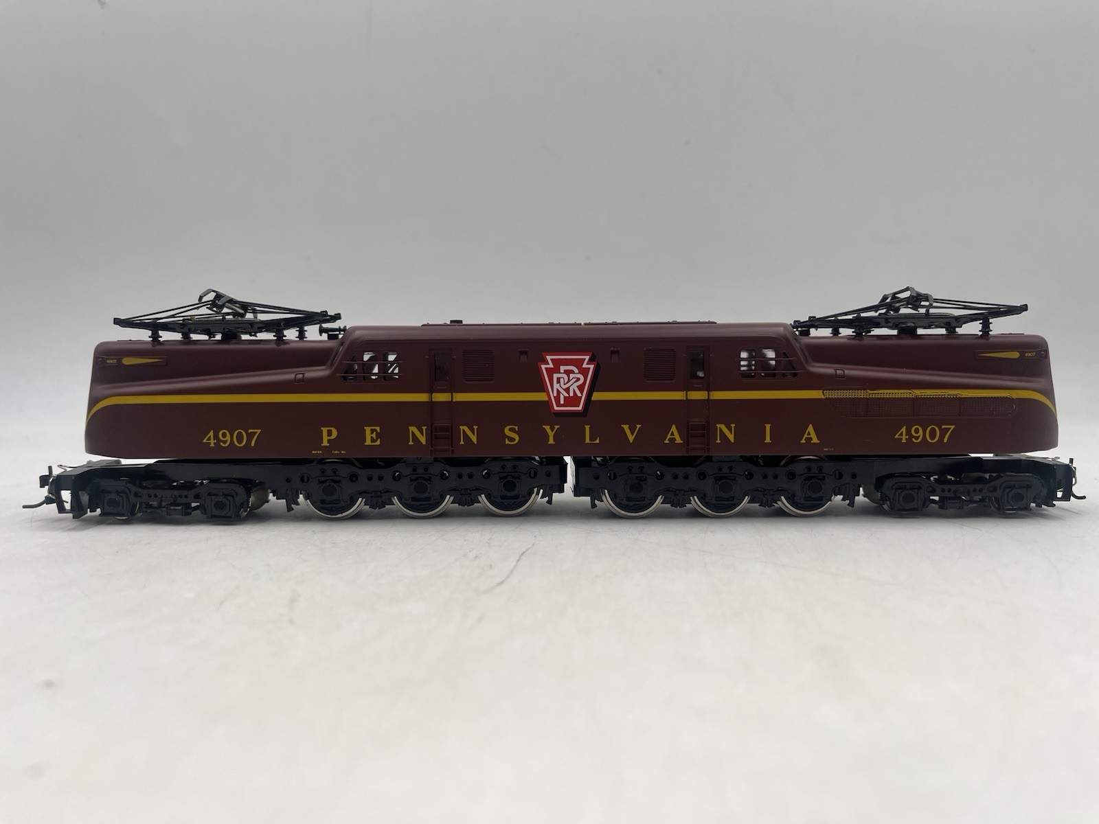 Ho Scale IHC M9654 GG1 Pennsylvania Tuscan Red 1 Stripe Locomotive