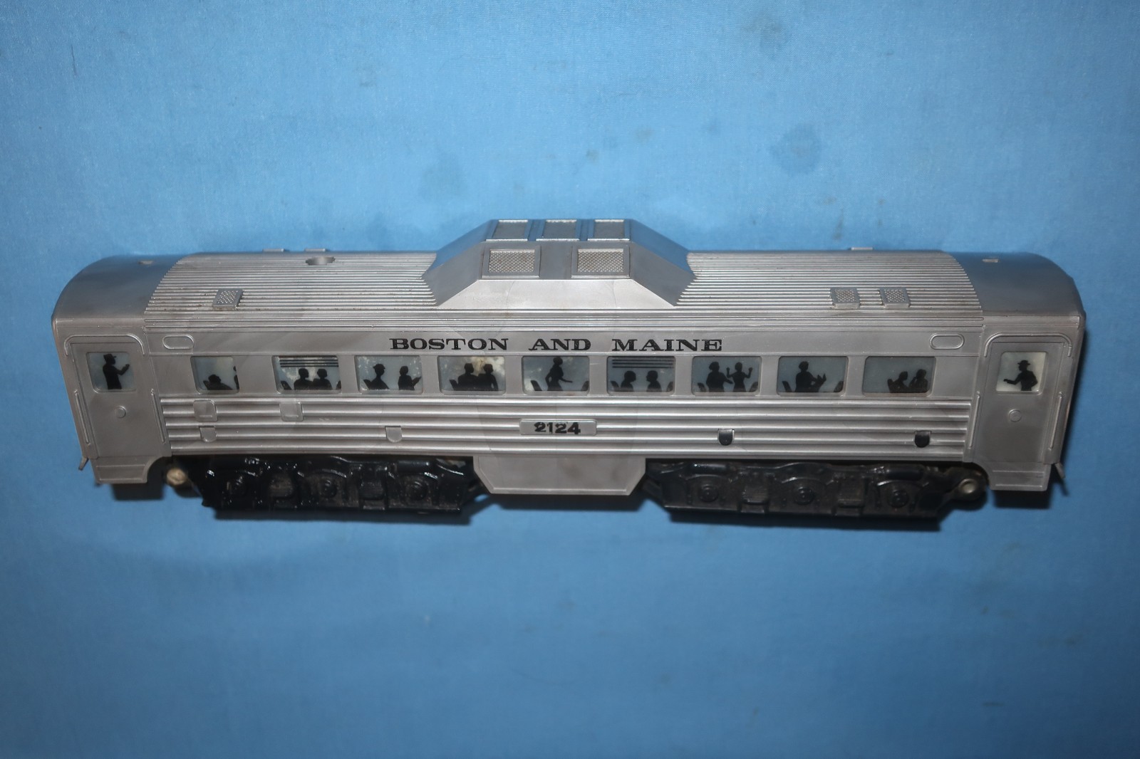 Marx #2124 Boston and Maine Budd Car. Runs well