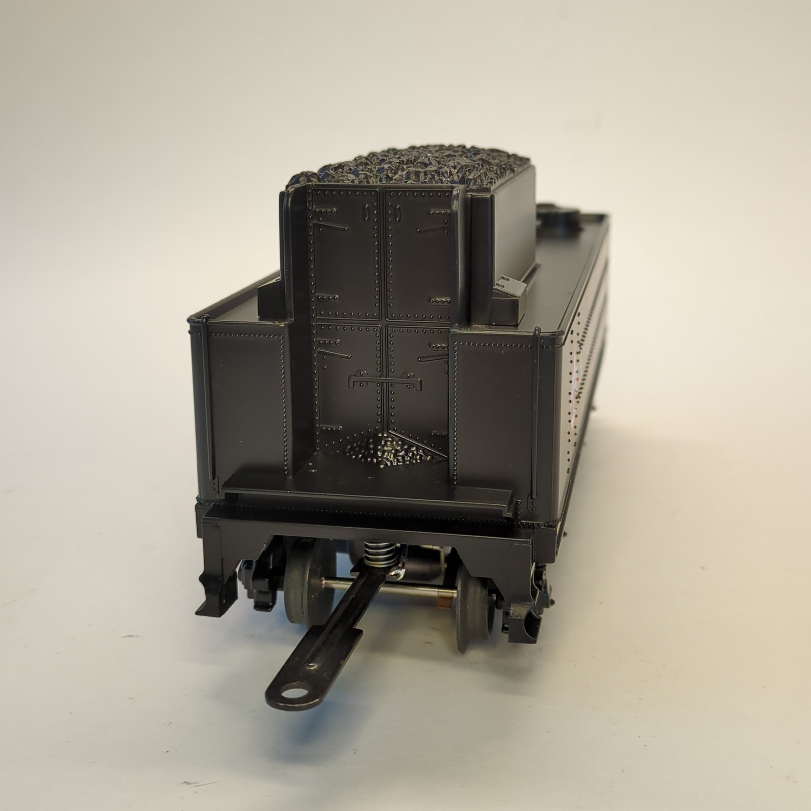 Used Lionel O Gauge Boy Scouts of America 0-8-0 Steam Locomotive & Tender #1910