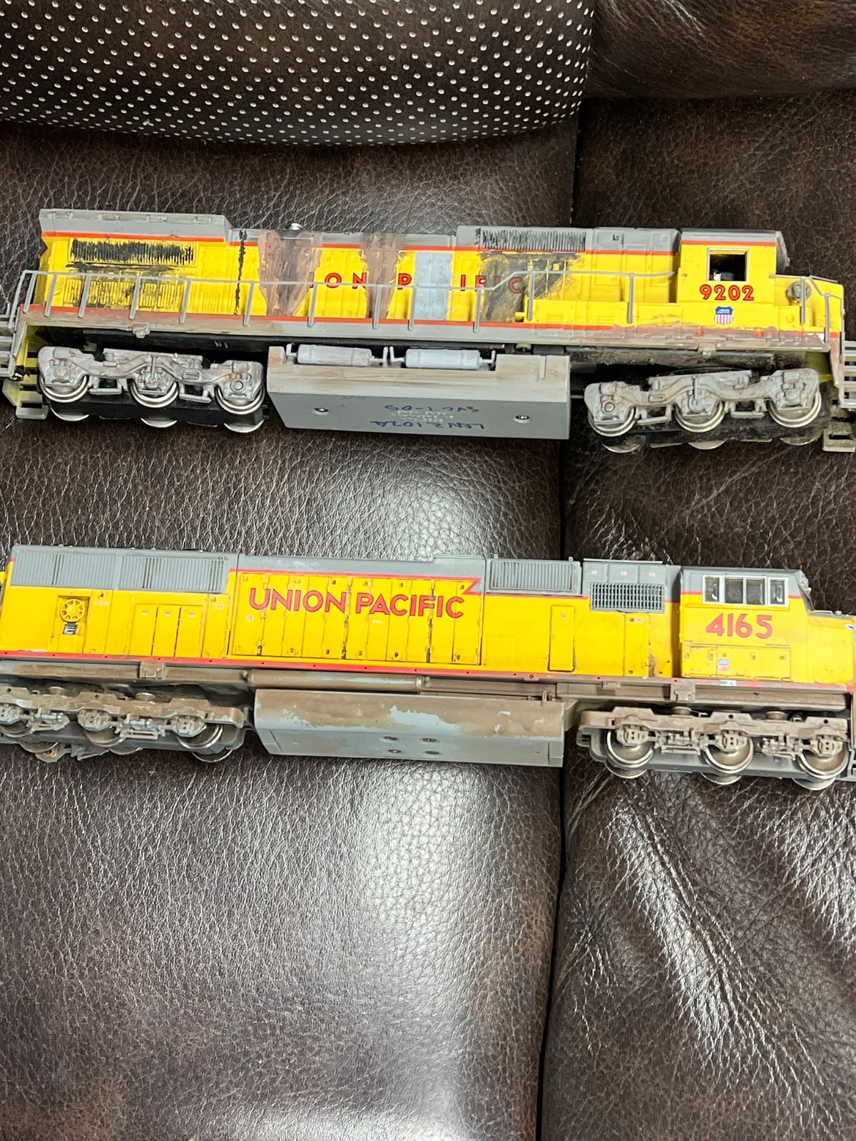 4 for 1 deal HO powered Union Pacific Locomotives all different types