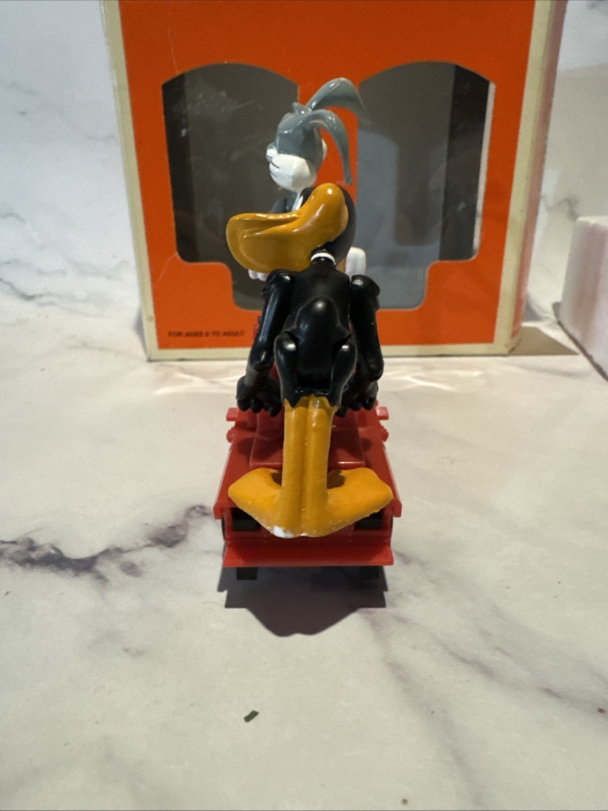 O Gauge 3-Rail Lionel 6-18416 Looney Tunes Bugs & Daffy Powered Handcar
