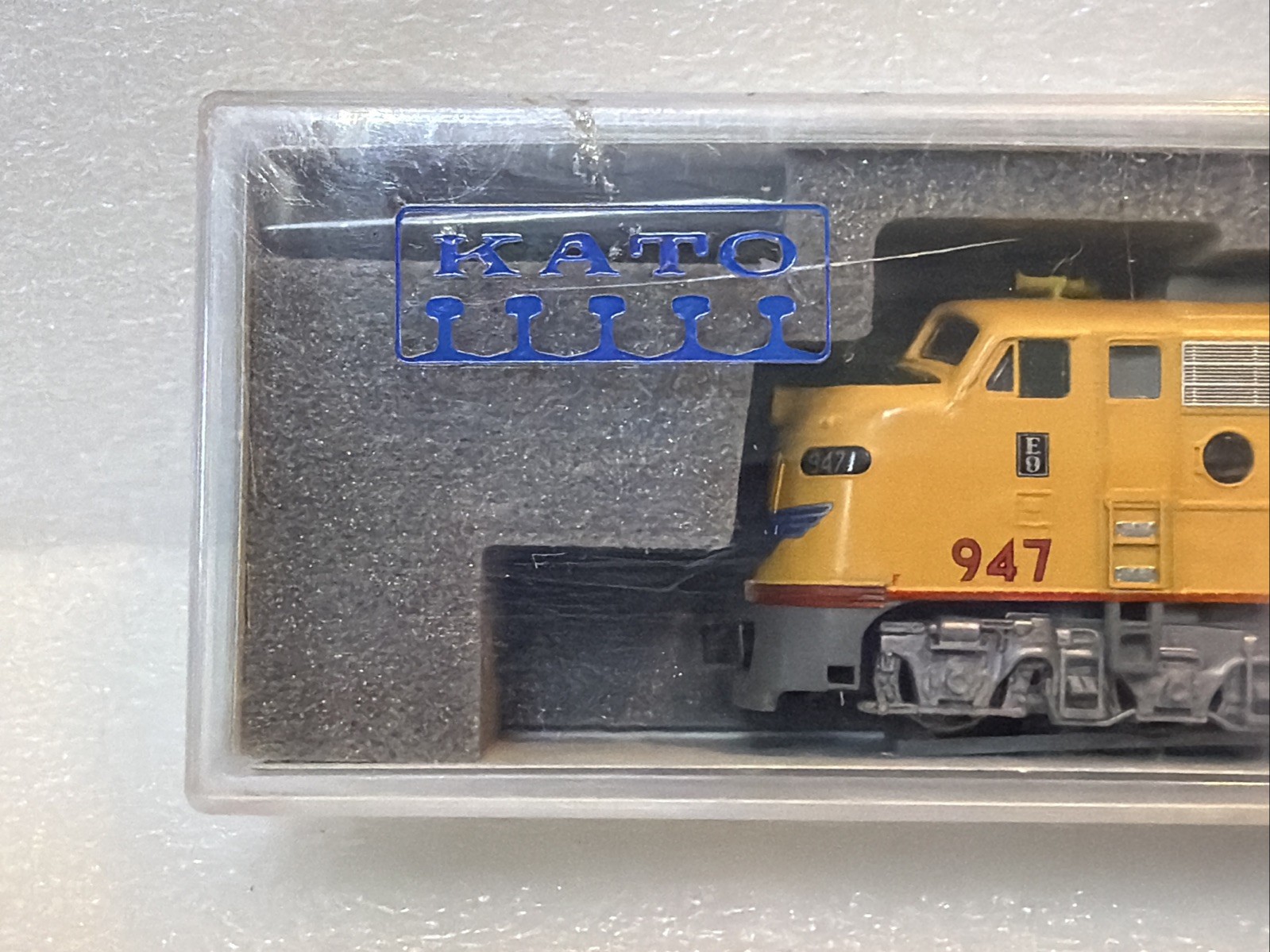 Kato N Scale EMD E9A Union Pacific 947 176-5323 Used Tested Runs Diesel Loco