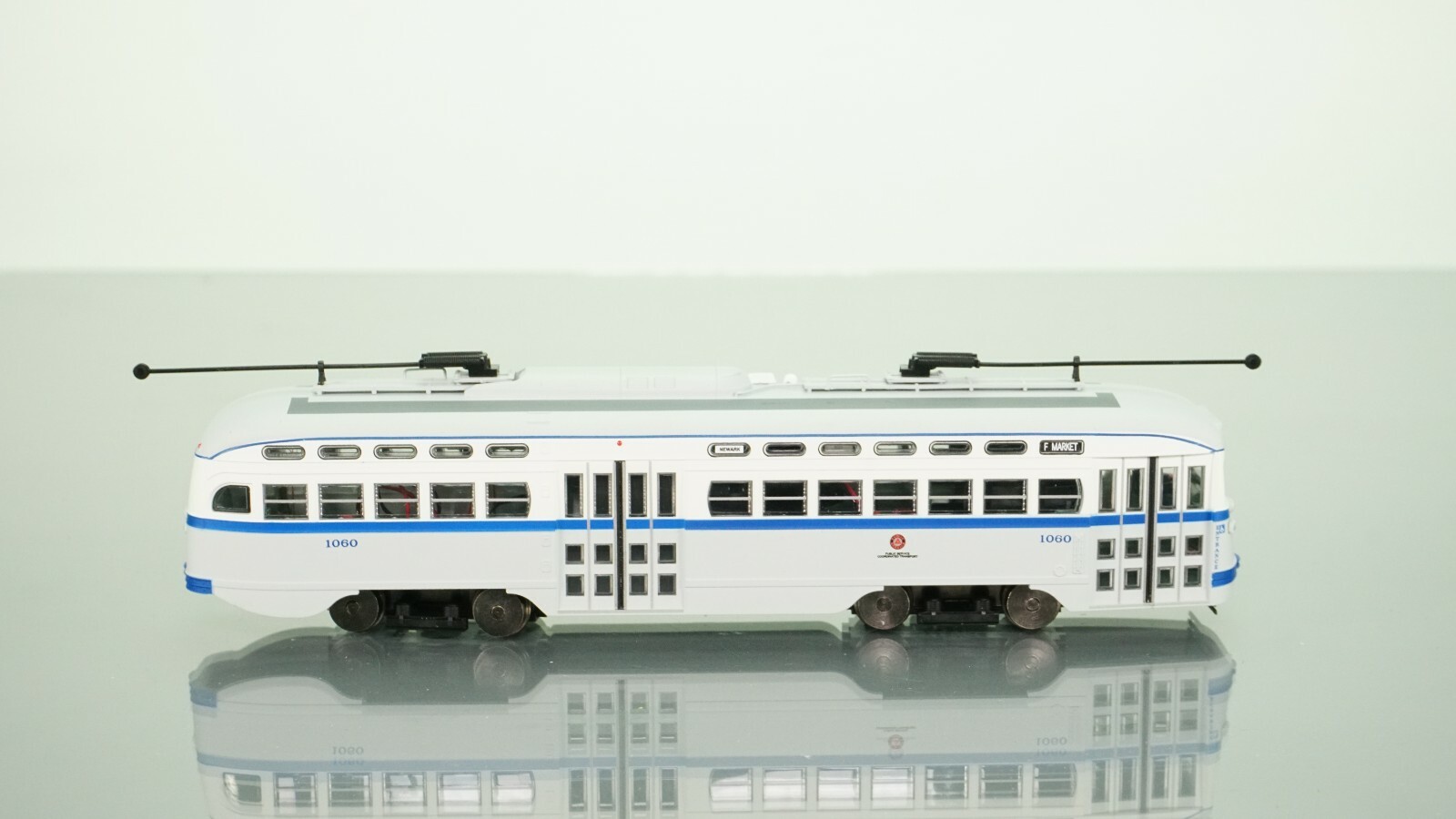Bowser PCC Streetcar F Line Newark HO scale