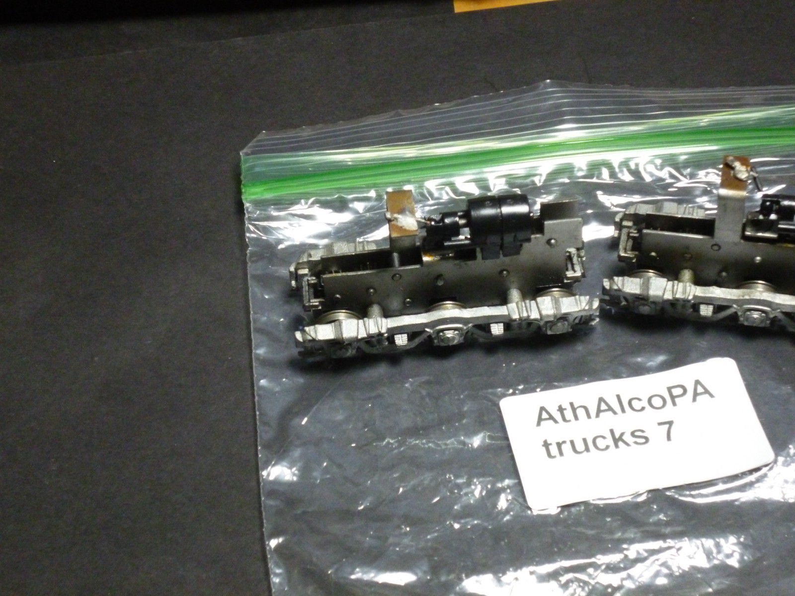 Ho Athearn Diesel locomotive Alco PA trucks