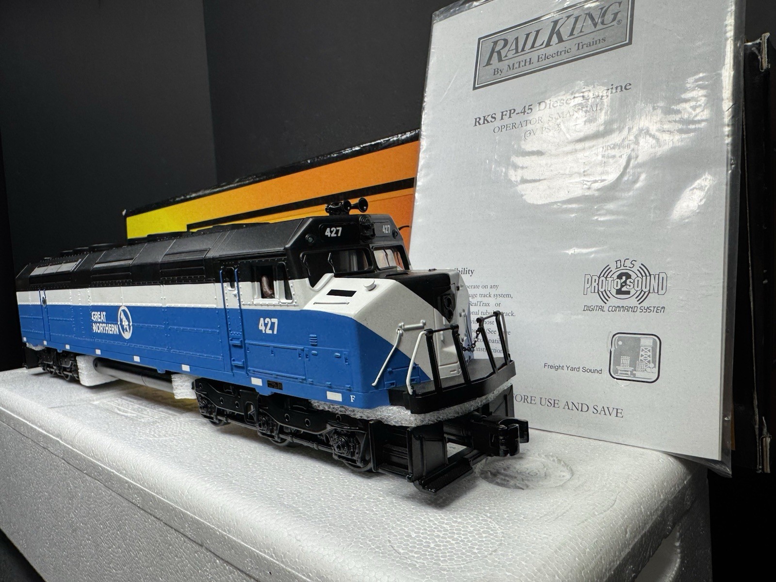 MTH RailKing 30-2459-1 Great Northern GN FP45 diesel engine #427 PS2 BCR LNIB