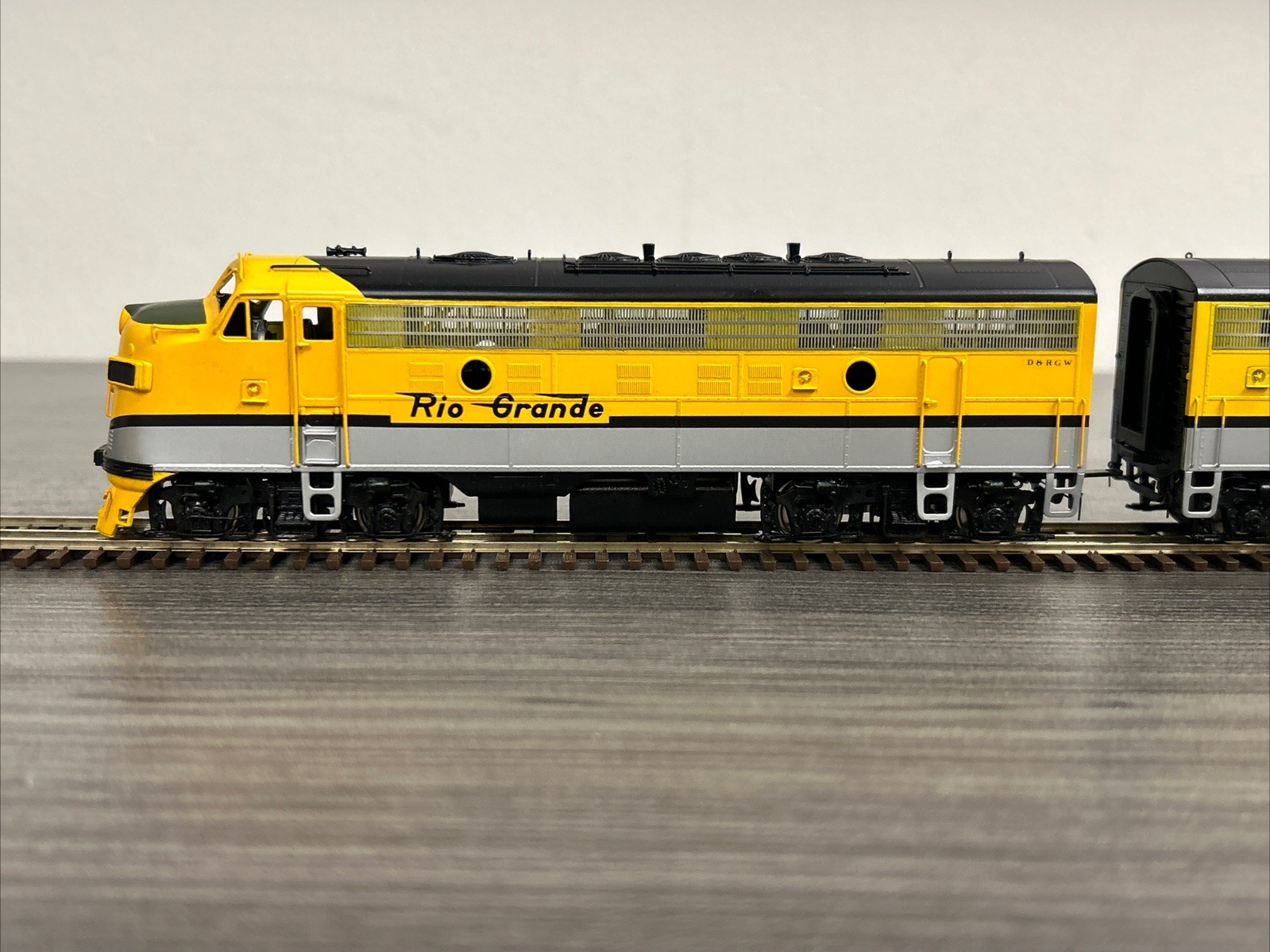 Oriental Limited HO Brass F9AB Diesel Locomotive Set D&RGW Factory Painted/LNIB!