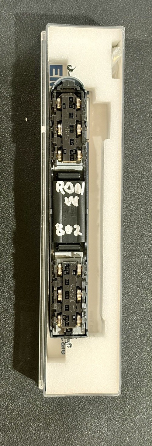 N Scale KATO EMD E8/9 B+O #1439 DC NIB.