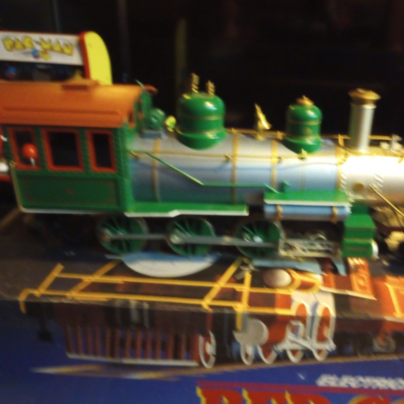 Bachmann Big Haulers Green #9 Locomotive And Tender In Box Tested!