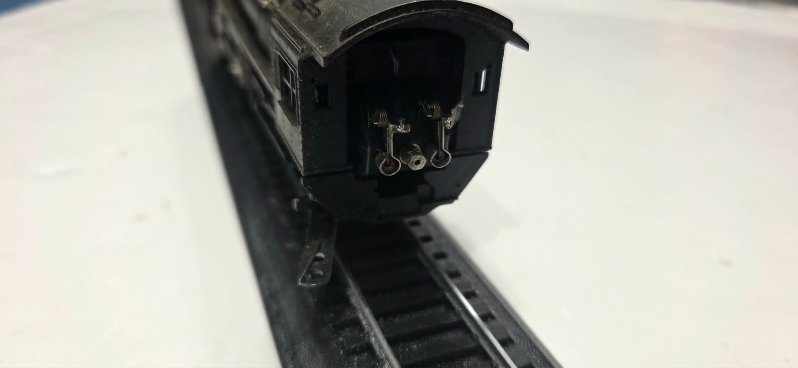Rivarossi Ho 4-6-4 Hudson Steam Locomotive only – run great – no tender – parts