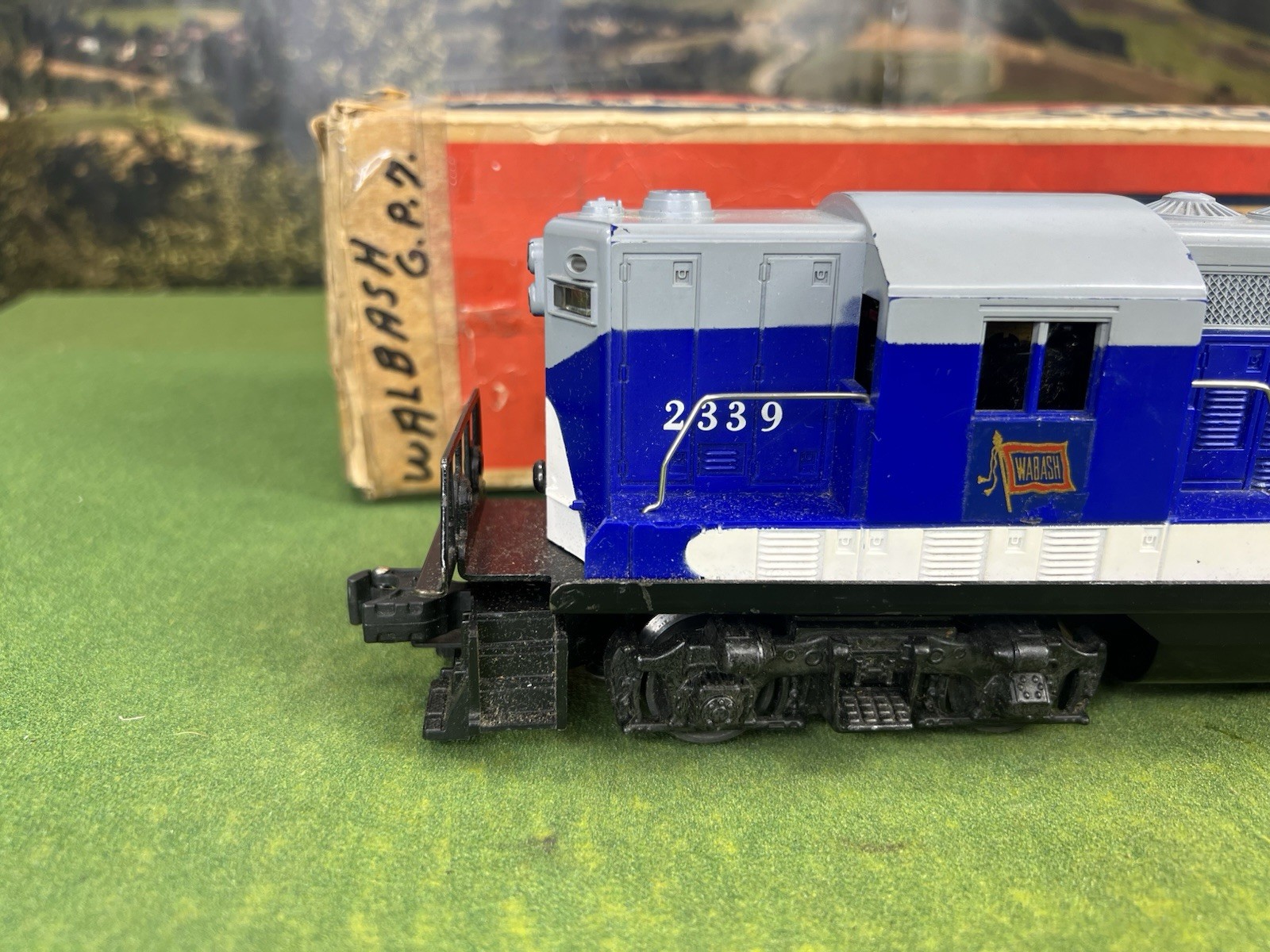 LIONEL POSTWAR 2339 GP-7 DIESEL LOCOMOTIVE WABASH IN EXCELLENT CONDITION OB