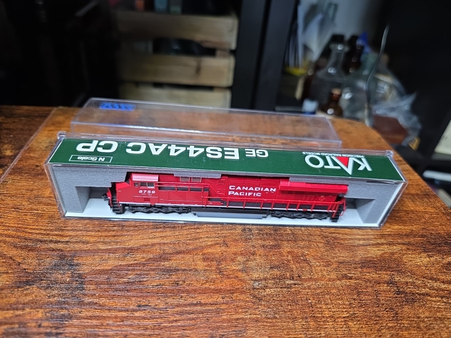 KATO Canadian Pacific – GE ES44AC CP #8706 CP #8759 – NEW
