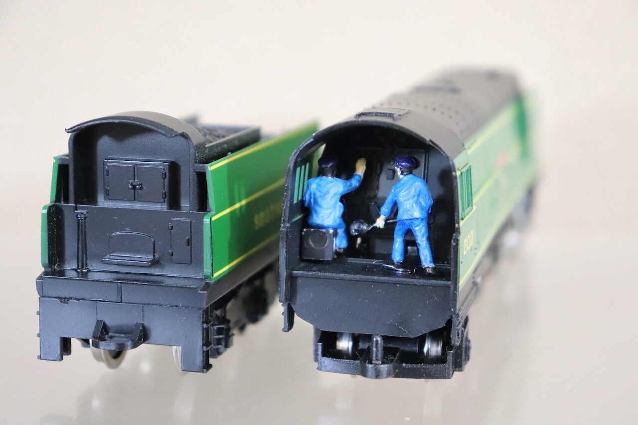 HORNBY R320 SOUTHERN 4-6-2 WEST COUNTRY CLASS LOCOMOTIVE 21C101 EXETER ob