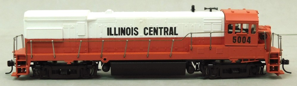 Used Athearn 3442 Illinois Central U30b (Powered) w/Box