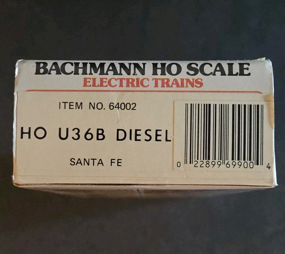 Bachmann HO GAUGE GE U36B LIGHTED Diesel Santa Fe Item No. 64002 NEW in BOX