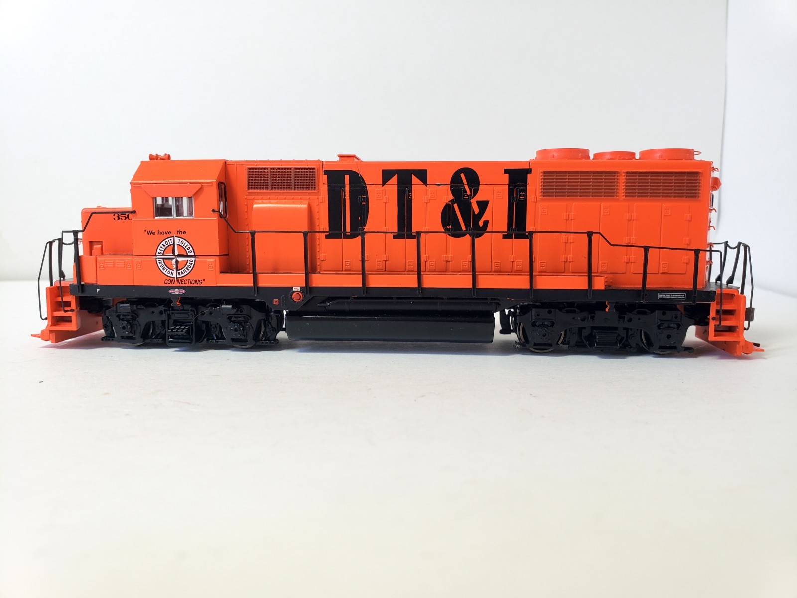 Athearn RTR HO GP35 Detroit Toledo & Ironton DT&I #350 DCC