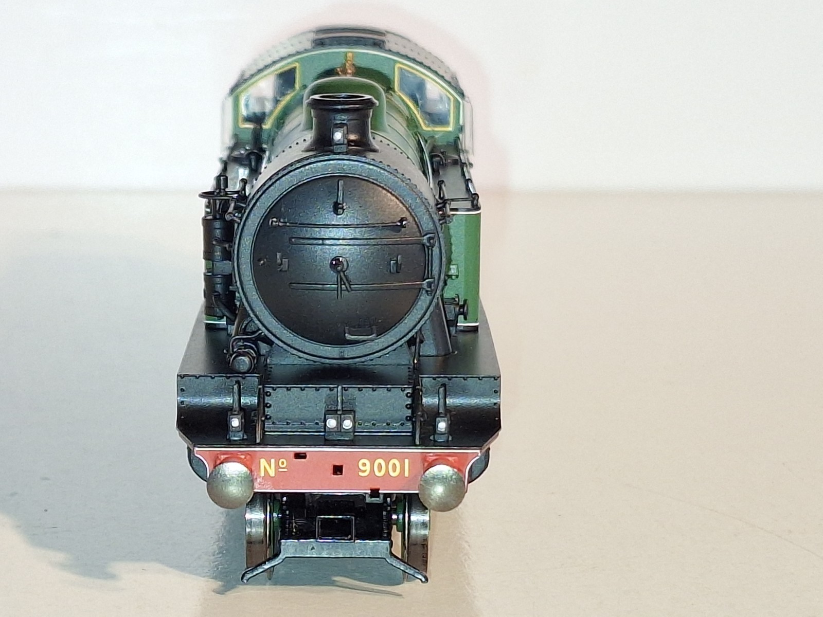 Hornby R2912 DCC Ready Thompson Loco. New Old Stock. Mint Cond. Boxed. OO Scale