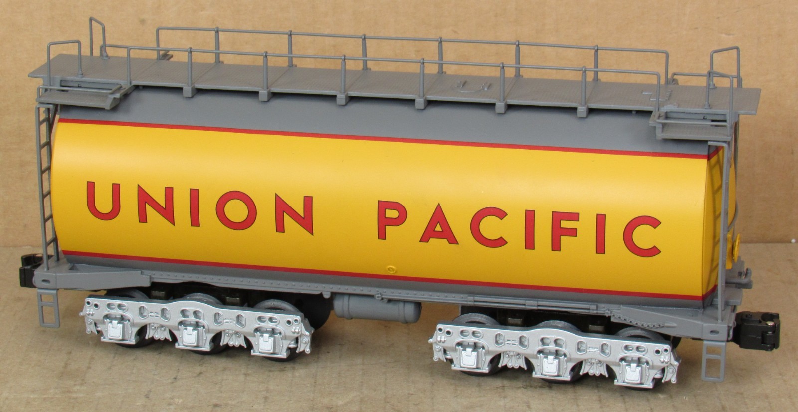 Lionel 18149 Union Pacific Veranda Gas Turbine & Tender #73 w/TMCC/RS O-Gauge