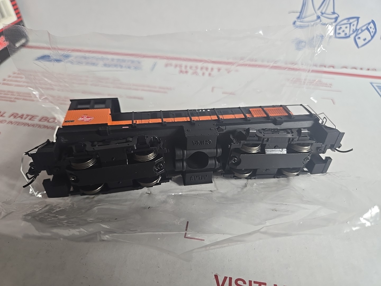 ATLAS HO ALCO S-4 MILWAUKEE ROAD LOCOMOTIVE SWITCHER #817 ITEM #8757 NEW