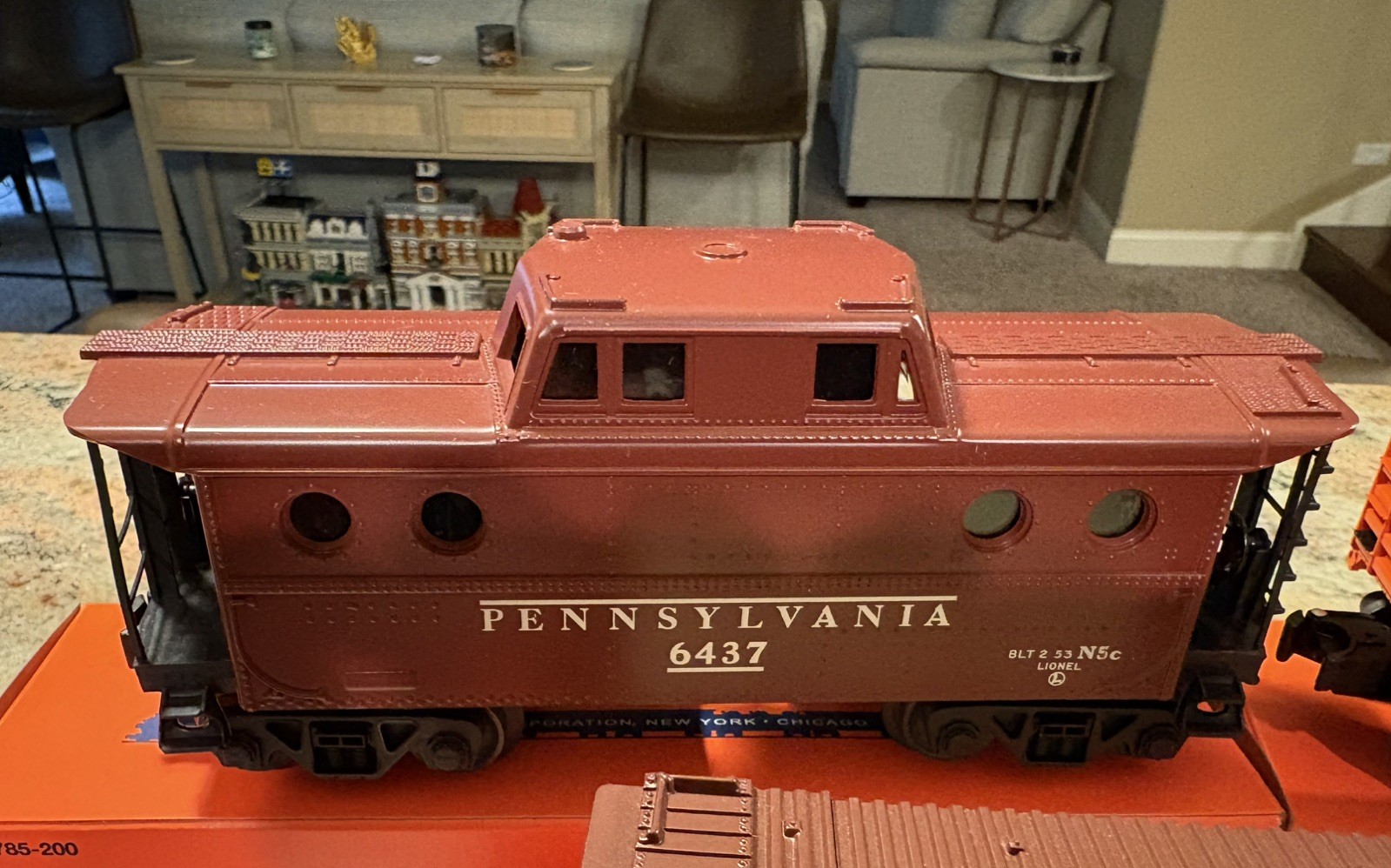Lionel 38349 Conventional Classics Chesapeake & Ohio GP-7 Freight Set 12885-500