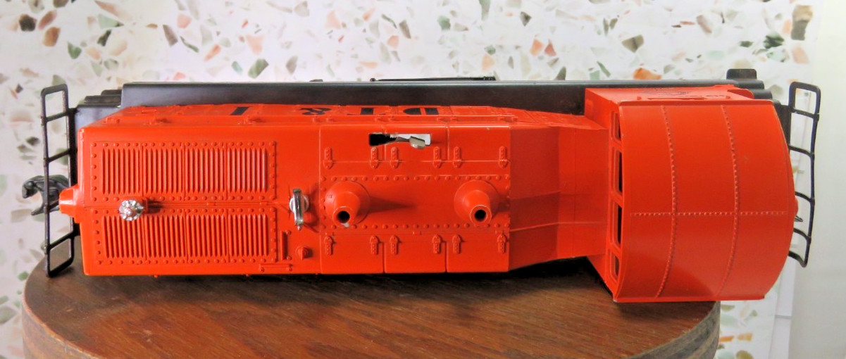 Lionel DT & I 6-8111 O Gauge Orange/Black Diesel Locomotive UNTESTED AS IS