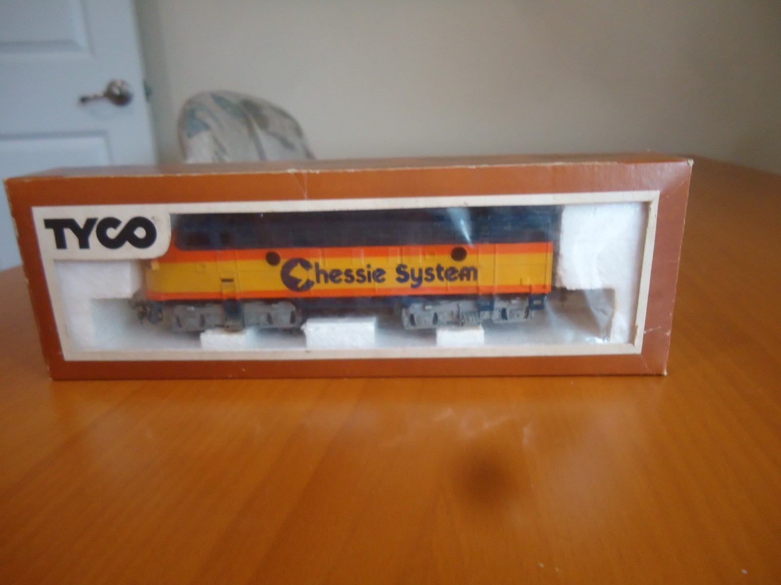 Tyco HO Scale B&O Chessie System Diesel Locomotive 4015