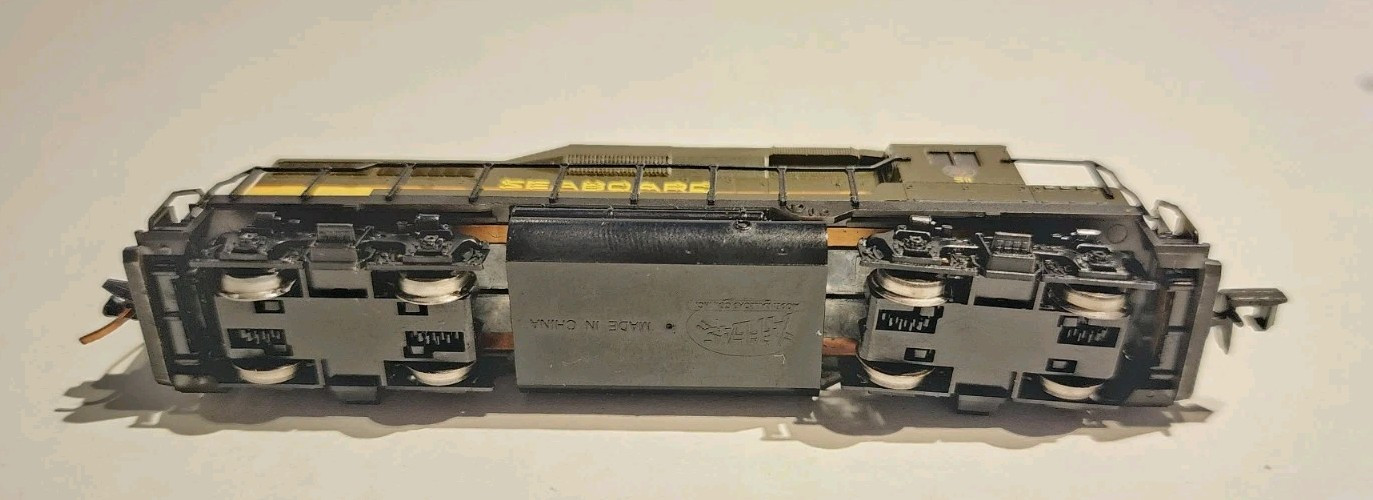 Atlas N Scale GP-30 Diesel Engine Seaboard Air Line #511