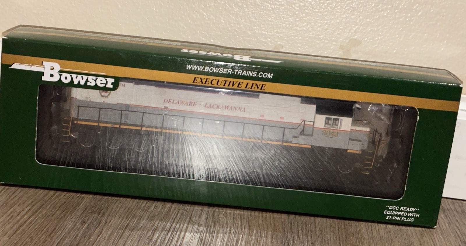 Delaware-Lackawanna #3643 MLW M636 HO Diesel Locomotive DCC Ready & Sound eq