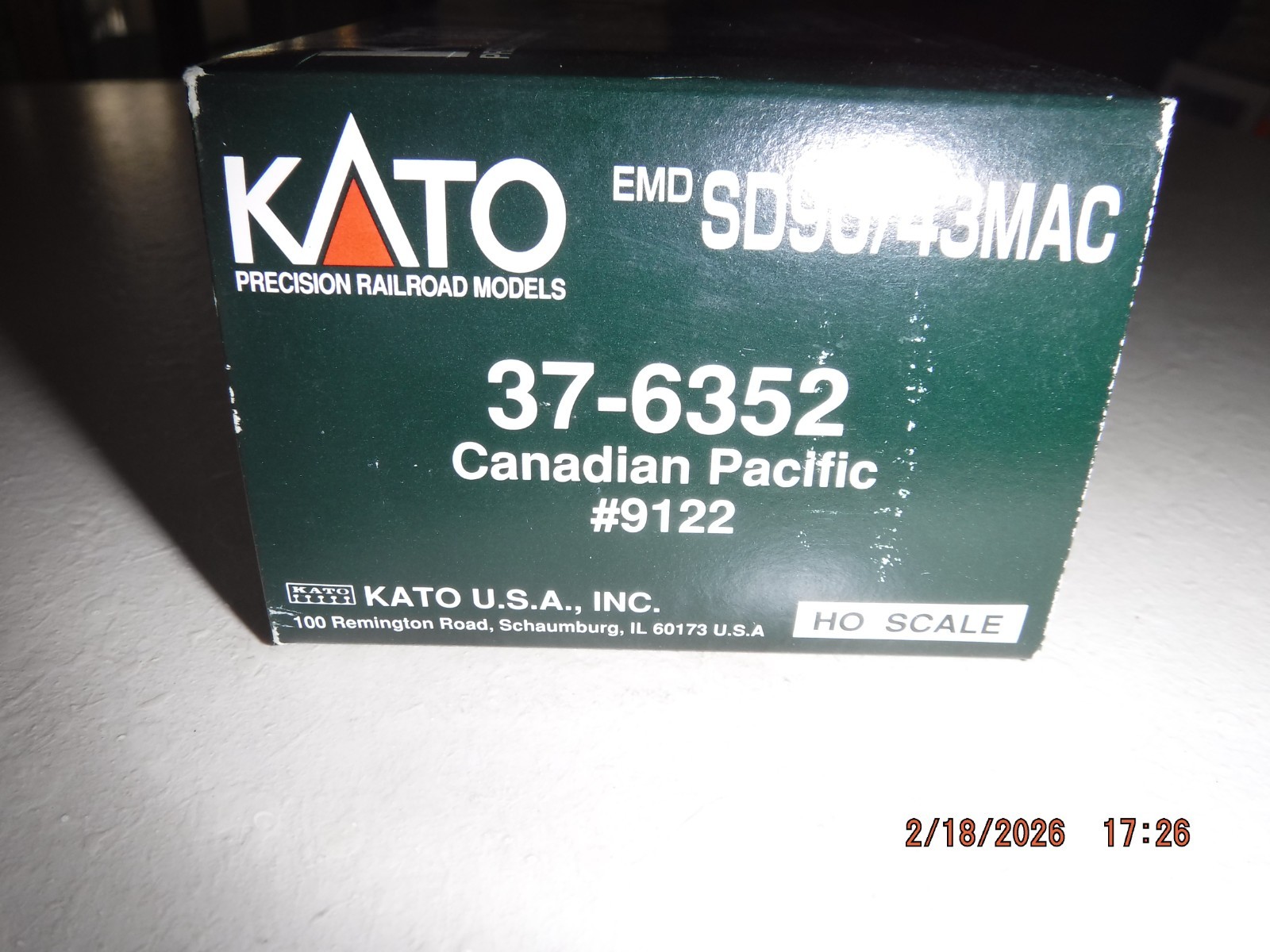 KATO HO CANADIAN PACIFIC EMD SD90/43MAC LOCOMOTIVE #9122 ITEM #37-6352 -RTR-NEW!