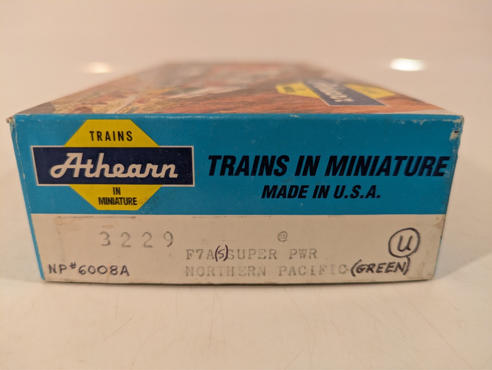 HO EMD F7A NP Northern Pacific DC NIB NOS # 3229