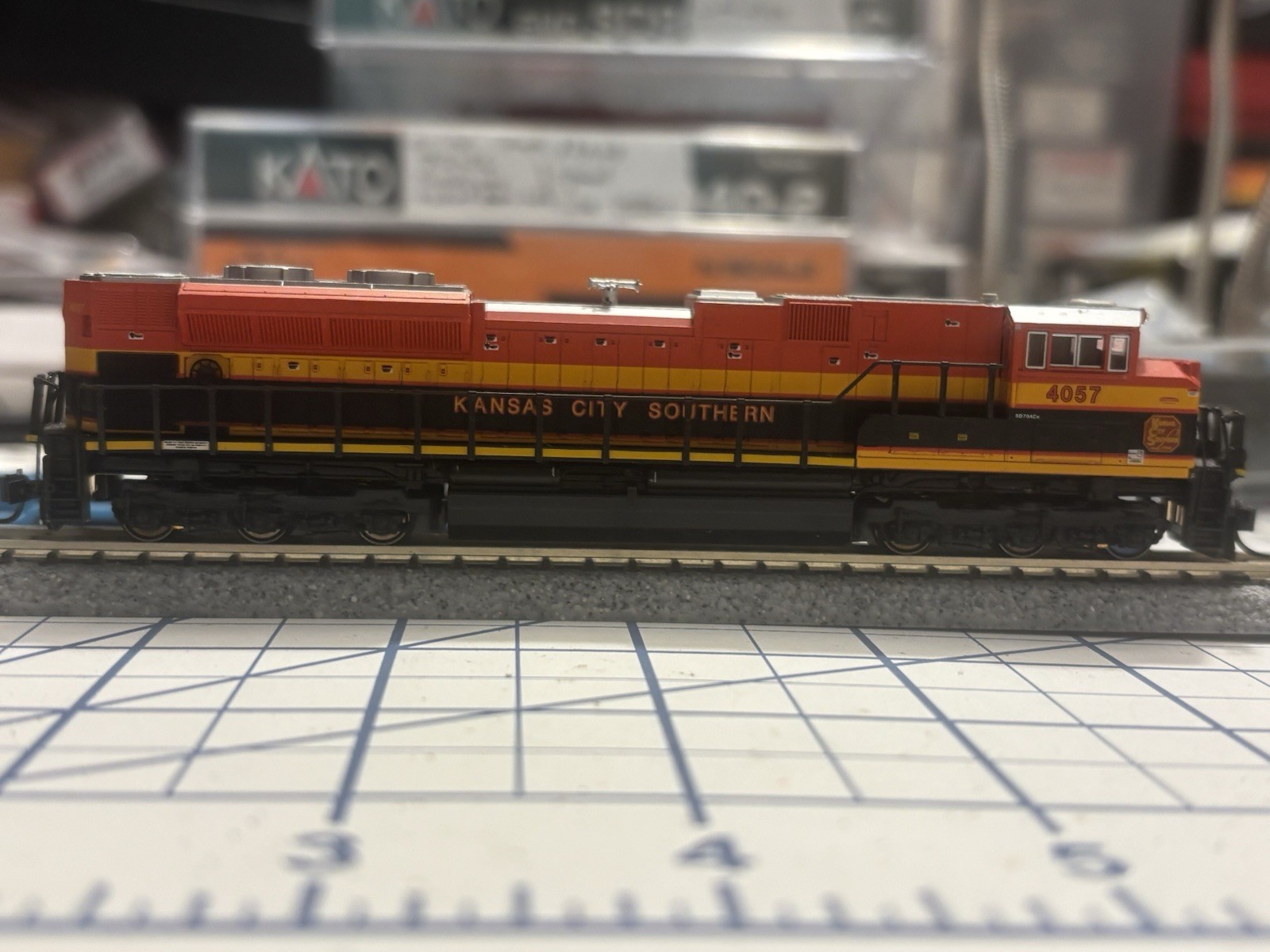 Kato N Scale KSC SD70ACE Locomotive #4057 W/XL Sound
