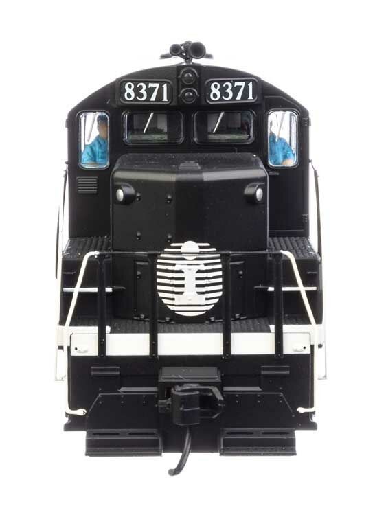 Walthers HO Scale ~ EMD GP9 Phase II ~ DC ~ Illinois Central #8371 ~ 910-10438